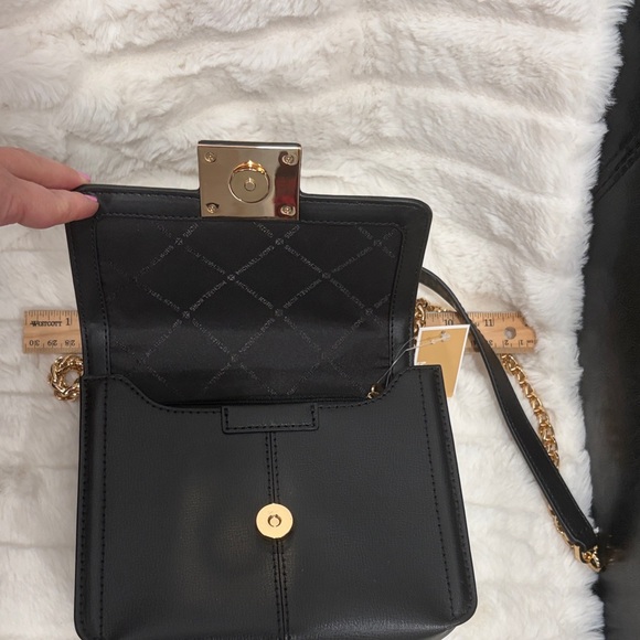 Michael Kors Black Crossbody Bag with Gold Chain - Picture 2 of 6